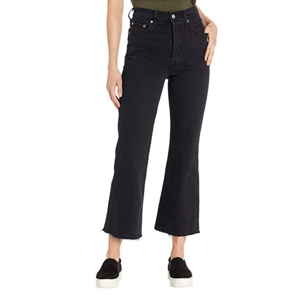 Levi’s Ribcage Crop Flare